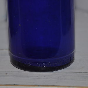 7 Vintage Kobaltblau Medizinflaschen Glasflasche Lot Bild 7