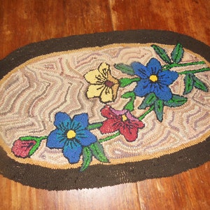 Vintage Floral Hooked Rug Oval Flowered Area Rug