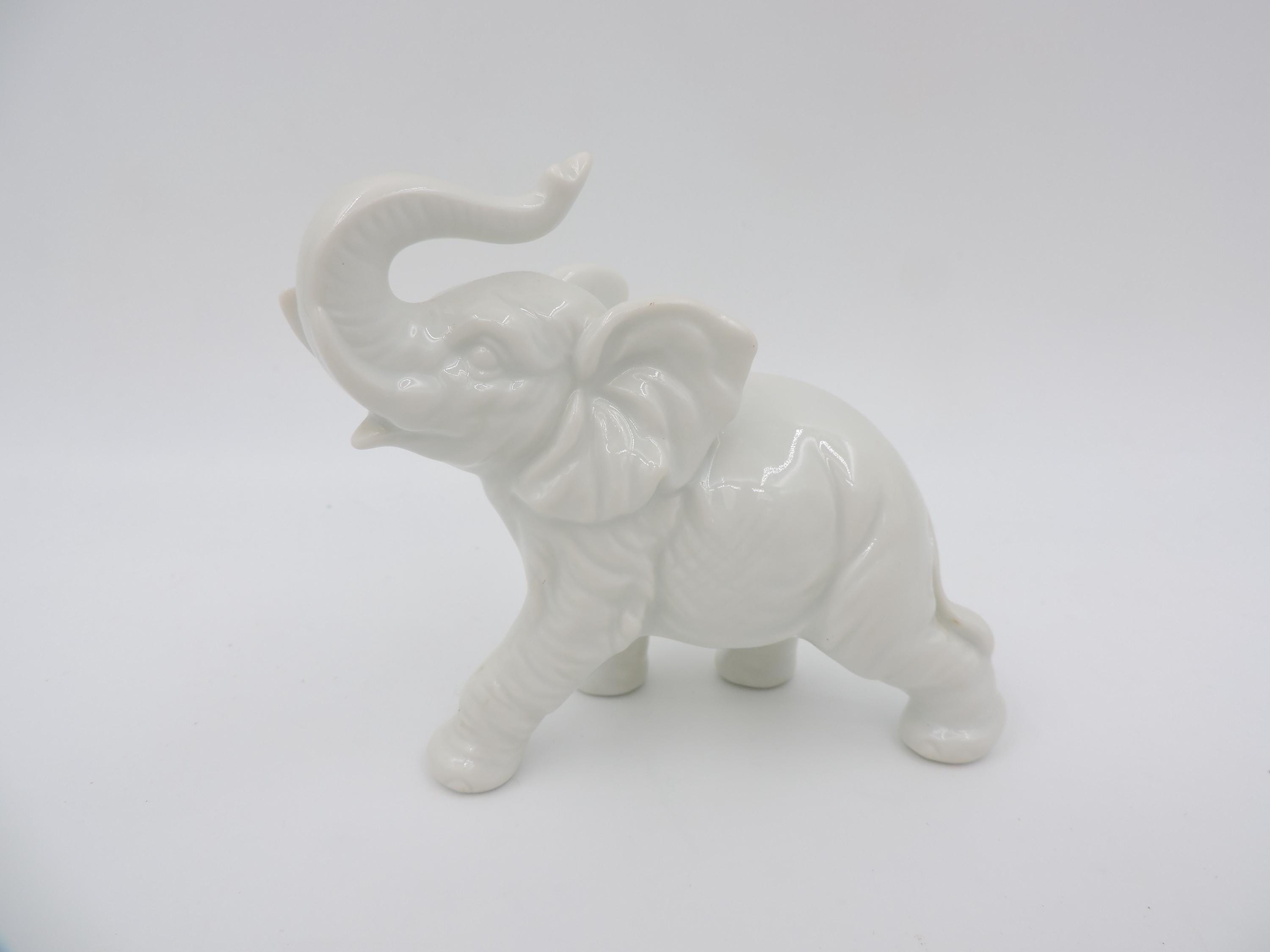 ヴィンテージ象の置物3体 - Etsy 日本