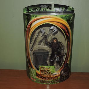 Gimli with Battle Axe Swinging Action Figure With Accessories Sealed In Original Package NIP Toy Biz