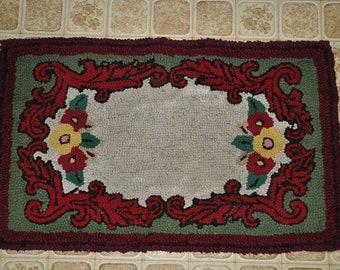Vintage Hooked Rug / Flowered Area Rug / Rosso e Verde Giallo e Crema Colorato Mat