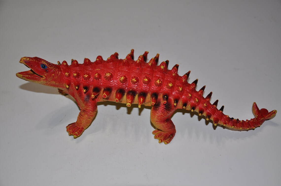 large ankylosaurus