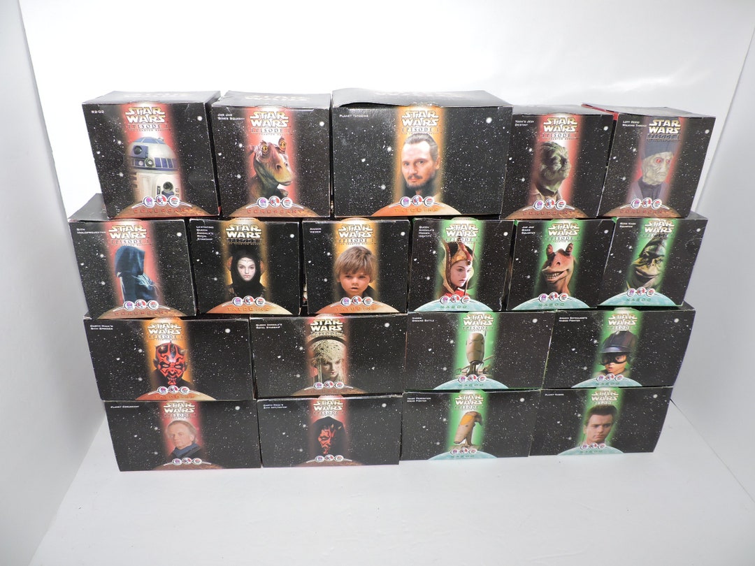 Lot of 19 Sealed STAR WARS Episode 1 the Phantom Menace Taco Bell
