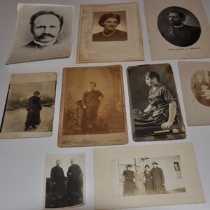 Lot de photos vintage en noir et blanc de différentes tailles