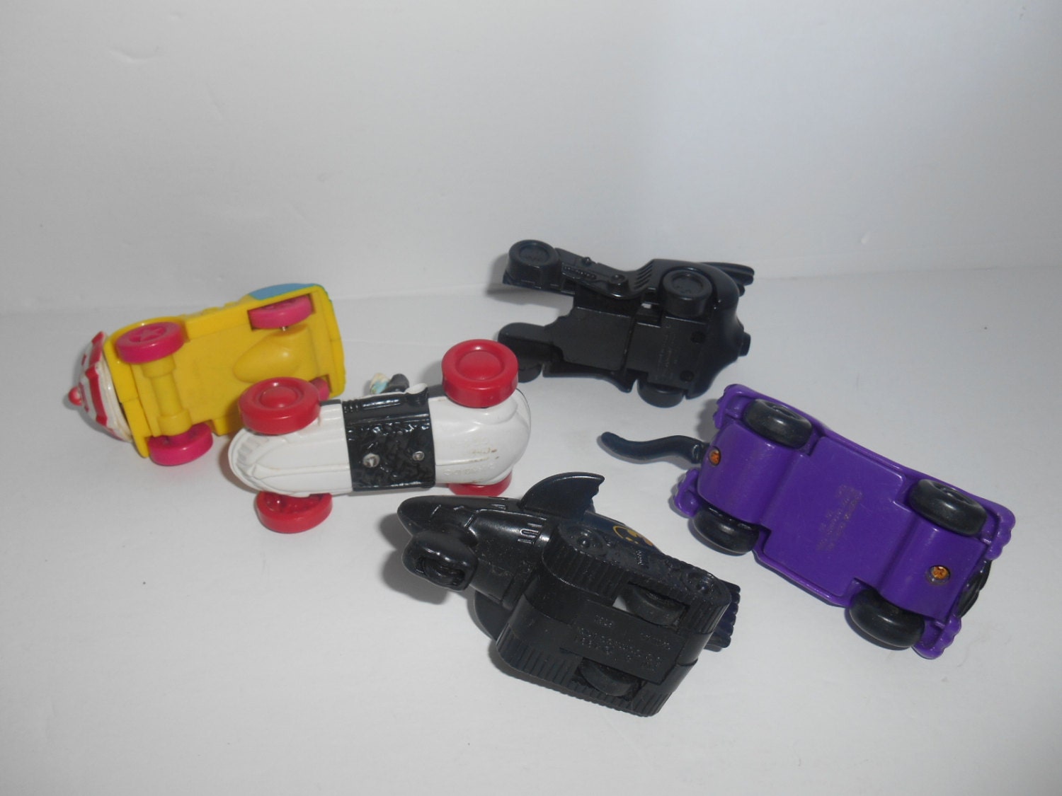 4 Vintage 1991 Mcdonald's BATMAN / Catwoman / Penguin / Two