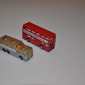 2 Matchbox Buses Lot of 2 Vintage Toy Die-cast Cars Vehicles