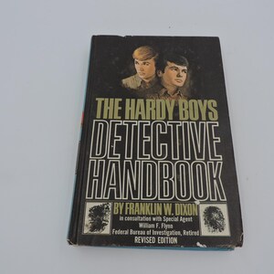 1972 The Hardy Boys Detective Handbook Hardcover Book by Franklin W. Dixon