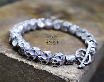 Bracciale rigido in argento sterling con teschio fatto a mano: gioielli da motociclista gotico - Italia