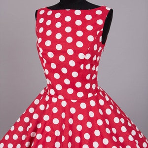 rockabilly dress with and without petticoat