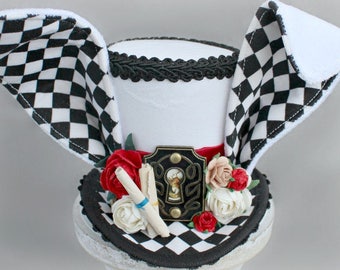 White Rabbit Mini Top Hat, White Rabbit Costume Fascinator, Birthday Hat, Alice in Wonderland Hat, Tea Party Hat, Wedding Hat, Boys Top Hat