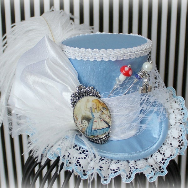 Alice Mini Top Hat, Alice in Wonderland, Mad Hatter Hat, Fascinator, Mini Top Hat, Mini Hats, Alice Tea Party, Wedding Hat, Women Top Hat