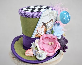 Alice in Wonderland, Rode Koningin Mini Hoge Hoed, Alice Kostuum Fascinator, Wonderland Verjaardag Hoed, Rode Koningin Hoed, Alice Tea Party Hoed