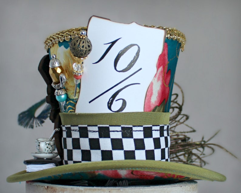 Tea Party Hat Mad Hatter Costume Fascinator Alice in Wonderland Hat Mad Hatter Mini Top Hat Birthday Hat Mad Hatter Fascinator