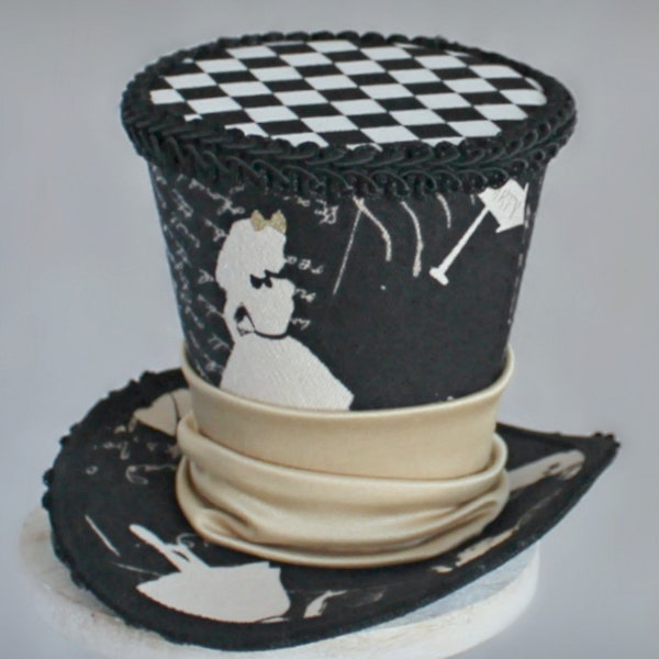 Alice Mini Top Hat, Alice in Wonderland, Mad Hatter Hat, Fascinator, Mini Top Hat, Mini Hats, Alice Tea Party, Wedding Hat, Women Top Hat