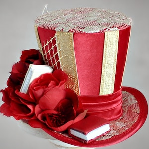 Bloem Mini Top Hat, Genaaid Mini Top Hat, Mad Hatter Kostuum Fascinator, Verjaardag Hoed, Boek Mini Top Hat, Tea Party Hat, Flower Fascinator