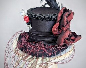Gothic Mini Top Hat, Black Mini Top Hat, Gothic Wedding , Halloween Mini Top Hat, Women Gothic Victorian Mini Top Hat, Halloween Fascinator