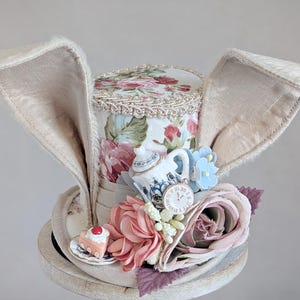 Mini-hoge hoed wit konijn, mini-hoge hoed Pasen, wit konijn kostuum tovenaar, verjaardagshoed, Alice in Wonderland-hoed, Tea Party-hoed