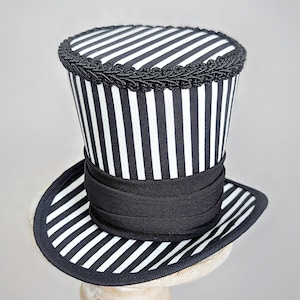 Zwart-wit gestreepte mini-cilinderhoed, zwart-wit tovenaar, bruiloft-cilinderhoed, Tea Party-hoed, Mad Hatter-hoed, Kentucky Derby-hoed