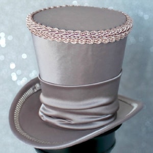 Ecru mini-hoge hoed, mini-hoge hoed, Mad Hatter Hat, tovenaar, Kentucky Derby tovenaar hoed, Tea Party-hoed, bruiloft hoed, vrouwen hoge hoed
