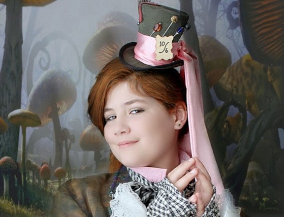 Mad Hatter Mini Top Hat Alice in 