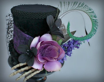 Halloween Mini Top Hat, Macabre Mini Top Hat, Gothic Fascinator, Day of the Dead Hat, Mini Hat, Halloween Hat, Women Top Hat, Mini Top Hat