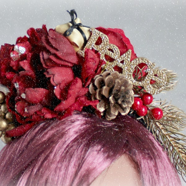 Christmas Fascinator Headband, Christmas Headband, Holliday Headband, Women Christmas Hair, Christmas Headdress, Christmas Nature Head Piece