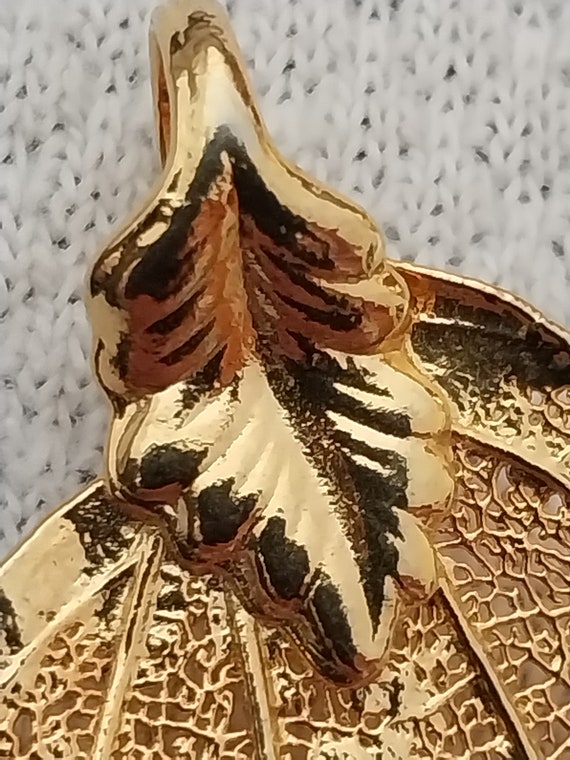 Golden Leaf Dipped Veined Leaf PENDANT Gold - image 5