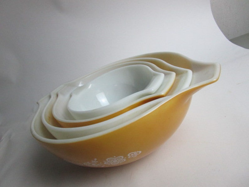 Pyrex Set of 4 NESTING BOWLS With HANDLES Etsy