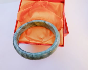 Vintage Chinese Green Jade Bangle Bracelet, Green Jade, Gift for Woman, Graduation, Mother's Day, Birthday Gift