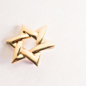 Star Of David Brooch, Jewish Star Lapel, Coat, Book Bag Pin Brooch,  Birthday, Wedding. Chanukah Gift, Judaica Jewelry, Minimalistic Star