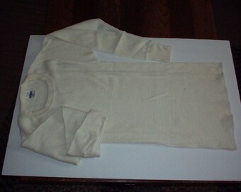 1990's Men's S/C 34-38 J.E. MORGAN Long Johns off-white Waffle fabric Thermal Under SHIRT w/Long Sleeve & Round Neck - New without tag, Rare