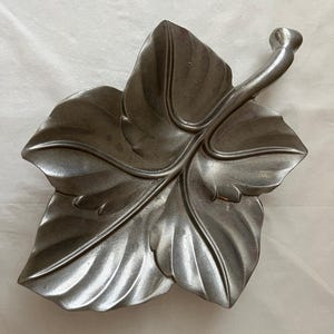 Bruce Fox Leaf - Etsy