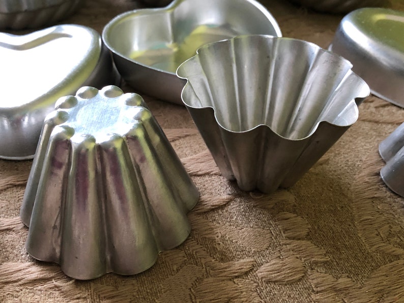 18 Vintage tart tins mini aluminum baking tins mini tart Etsy