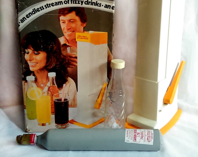 vintage-sodastream-vintage-soda-stream-original-box-gas-canister-and