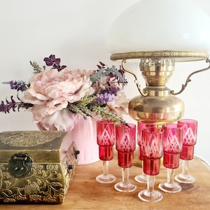 A beautiful set of 6 vintage, Ruby Glass aperitif, liqueur glasses. Vintage Bar, Art Deco style accessories. MCM Bar, Home bar