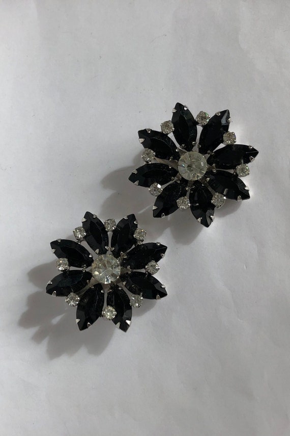 Opaque black glass Gem