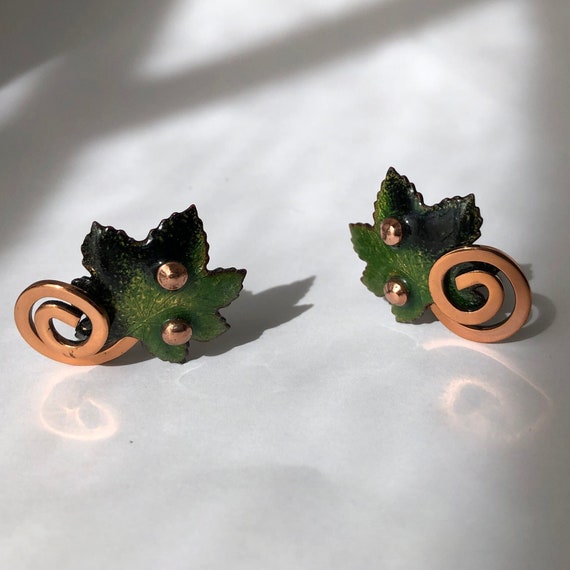 Earthy Matisse enameled copper leaf clip earrings - image 1