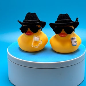 ducks, rubber ducks, get ducked, beer, beer ducks, duck it, got ducked, cruising ducks, duck on, go ducking, 4x4 game