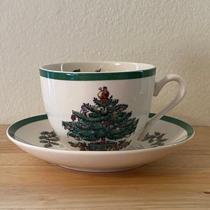 Spode Christmas Tree Teacup and Saucer | Spode Christmas Tree Pattern |