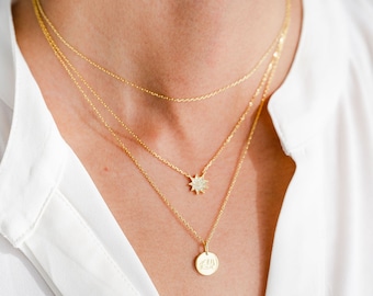 Collares en capas de hebras simples