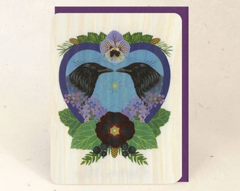 Carte de voeux en bois durable coeur de corbeau