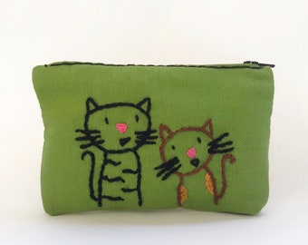 pouch cats coin purse green pouch - hand embroidery on fabric pouch / zipper pouch / handmade purse / gift for birthday / change purse