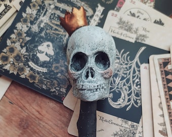 Crowned cranium witch wand, King skull to hang on the wall mounted on a black stick
