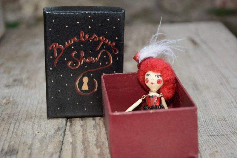 Mini burlesque doll in a box, little pocket marionette, queen of the Music Hall, variety show diva, gift for irresistibile, glamourous girls image 5