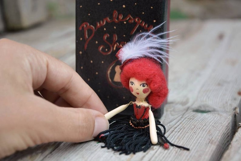 Mini burlesque doll in a box, little pocket marionette, queen of the Music Hall, variety show diva, gift for irresistibile, glamourous girls image 1
