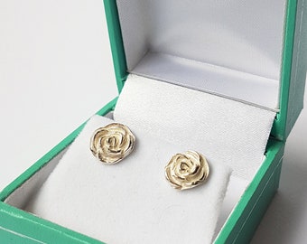 Silver rose earrings //solid silver stud earrings