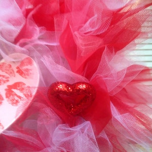 Valentine heart tulle wreath image 4