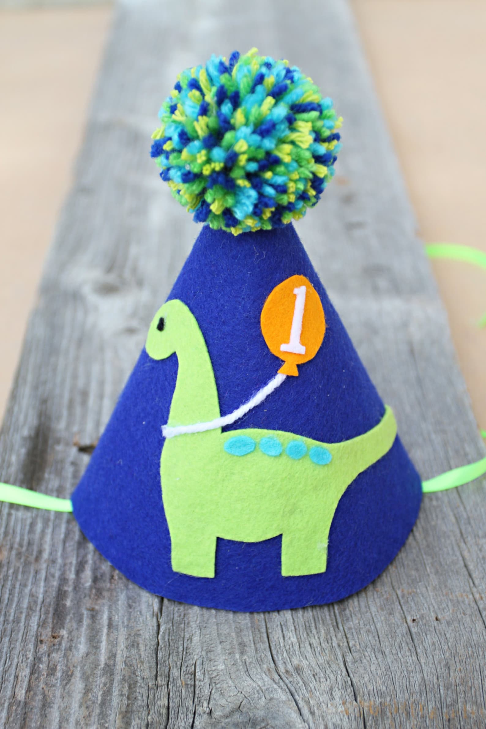 dino party hats