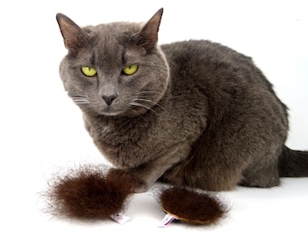 Buffalo Fur Cat Toy – Handmade with Catnip & Silvervine