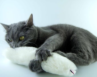 XL Handmade Sheepskin Bunny Kick Toy – Purrfect Cat Kicker